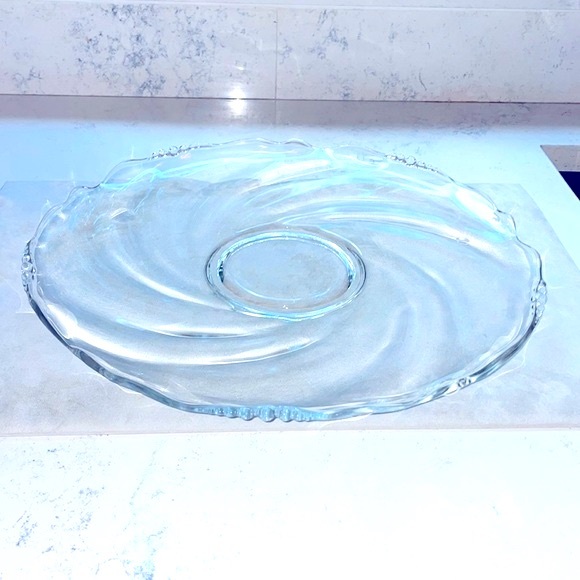 Vintage Sandwich Platter Oversized 14” Heisey Glass Company Waverly Pattern EUC - Picture 7 of 7